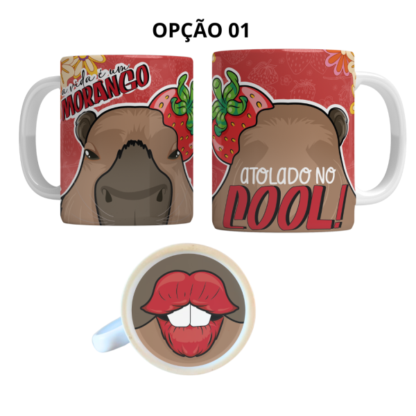 Caneca 325ml Capivara Bocão A vida é um morango, Atolado no